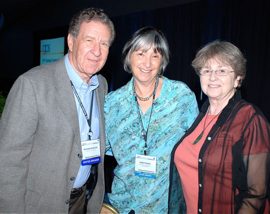 Richard Bootzin at his SSCP Distinguished Scientist Award address at the APS 23rd Annual Convention.