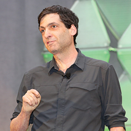 This is a photo of Dan Ariely.
