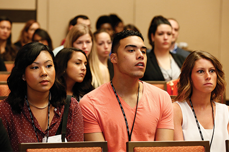 Students and researchers packed meeting rooms to learn new information on a range of scientific topics, including behavior change, time perception, and new research methodologies. More than 4,300 professors and students attended the convention.