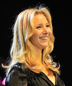 This is a photo of Lisa Kudrow.