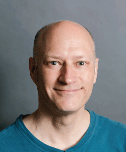 Headshot of Robert Goldstone