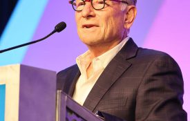 Alan Kraut speaking at the 2023 APS Annual Convention.