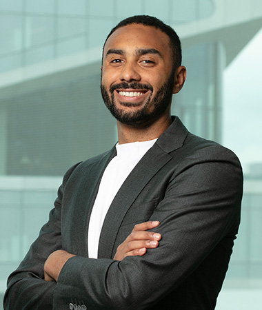 Head shot of Derek Brown