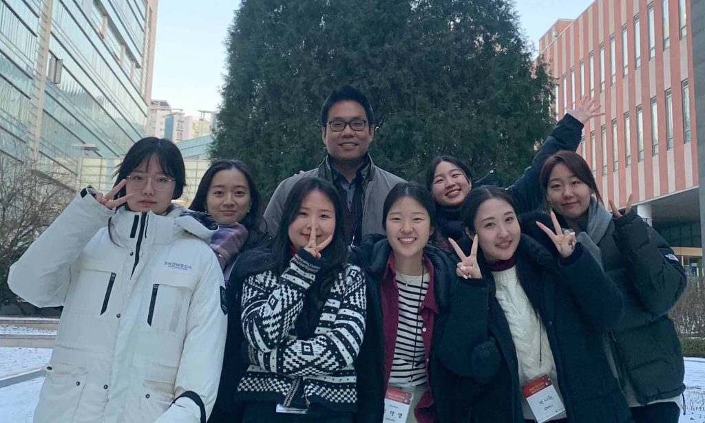 Kim with his Human Affective Neuroscience Lab (HumAN lab) members during a workshop hosted by the Center for Neuroscience Imaging Research (CNIR) in South Korea. 