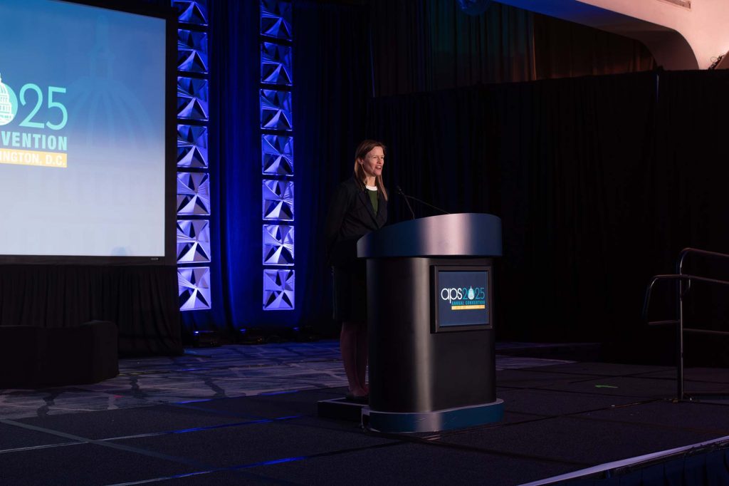 Elizabeth Kensinger speaking at the 37th APS Annual Convention.