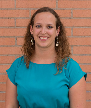 Headshot of Sara Parker.