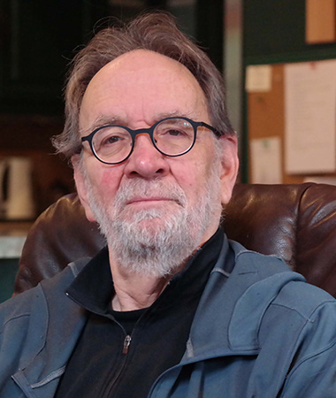 Headshot of Arthur Reber.