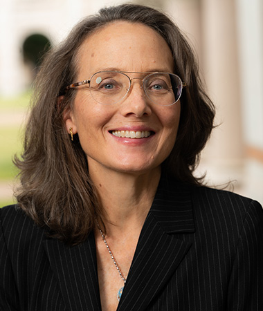 Headshot of Margaret Beier.