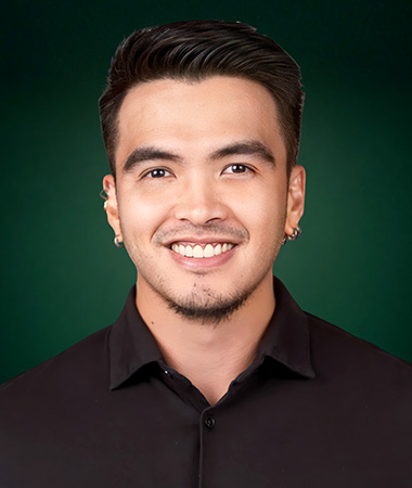 Headshot of Peejay Bengwasan.