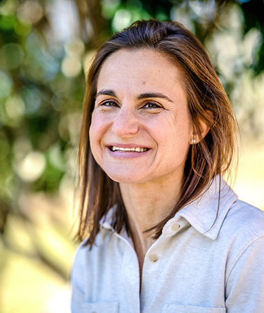 Headshot of Jessica Magidson.